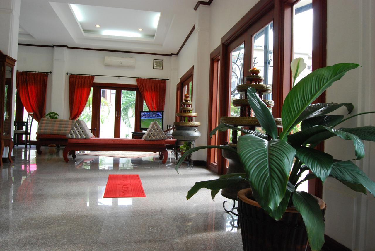 Vayakorn Inn Виентиане Екстериор снимка