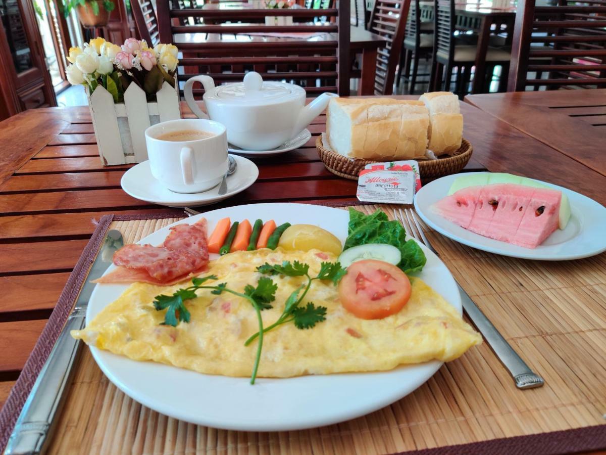 Vayakorn Inn Виентиане Екстериор снимка
